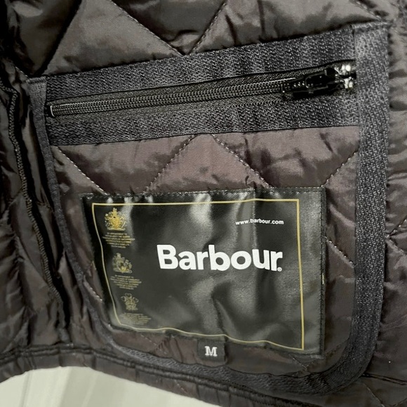 BARBOUR Men's Heritage Liddesdale Quilted Jacket
Black Size M - Picture 6 of 6
